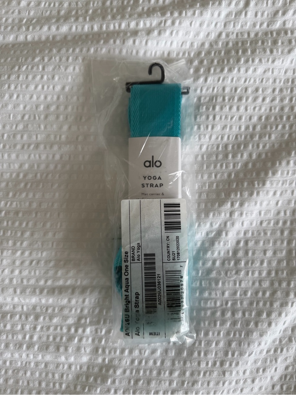 NWT Alo Yoga Strap Bright Aqua Blue Mat Carrier